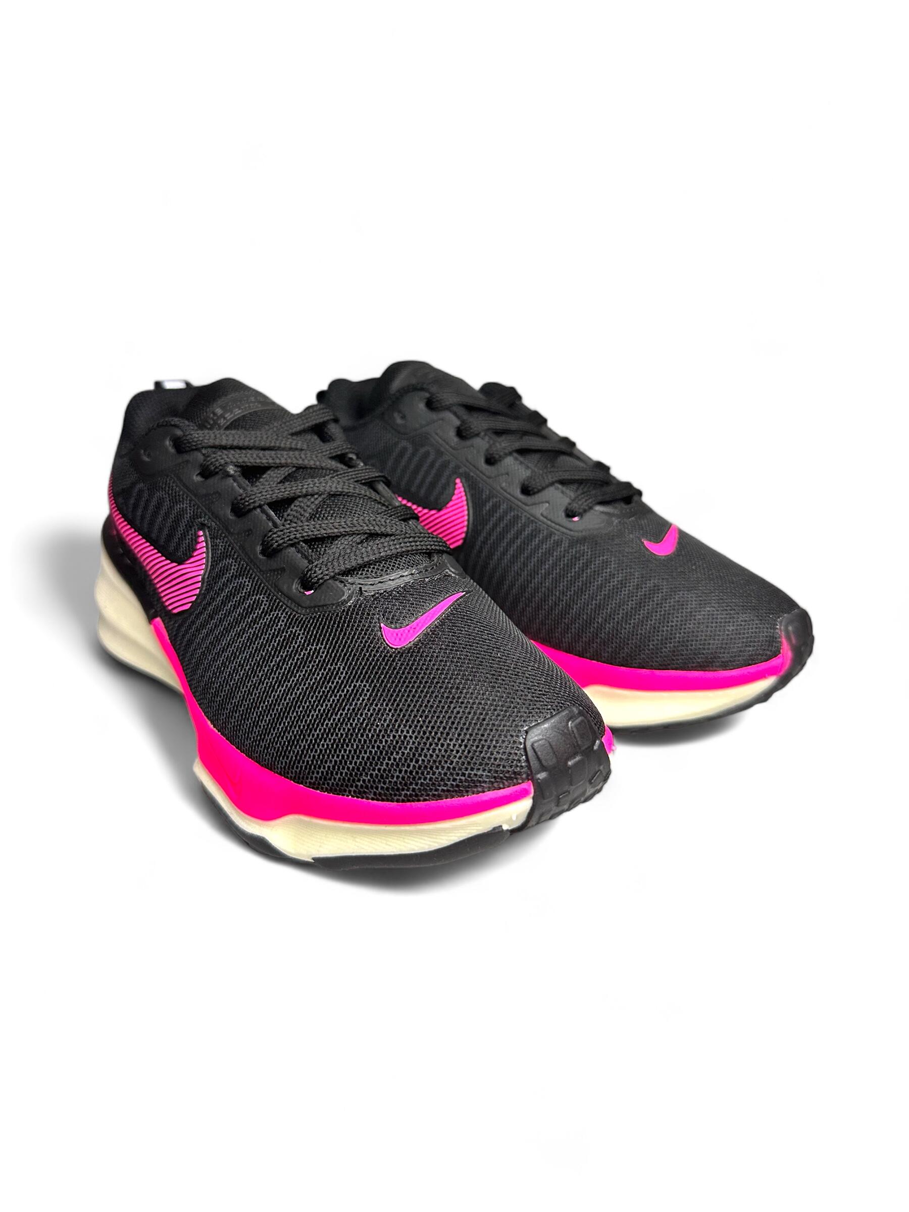 Niike Zoom X Black Pink