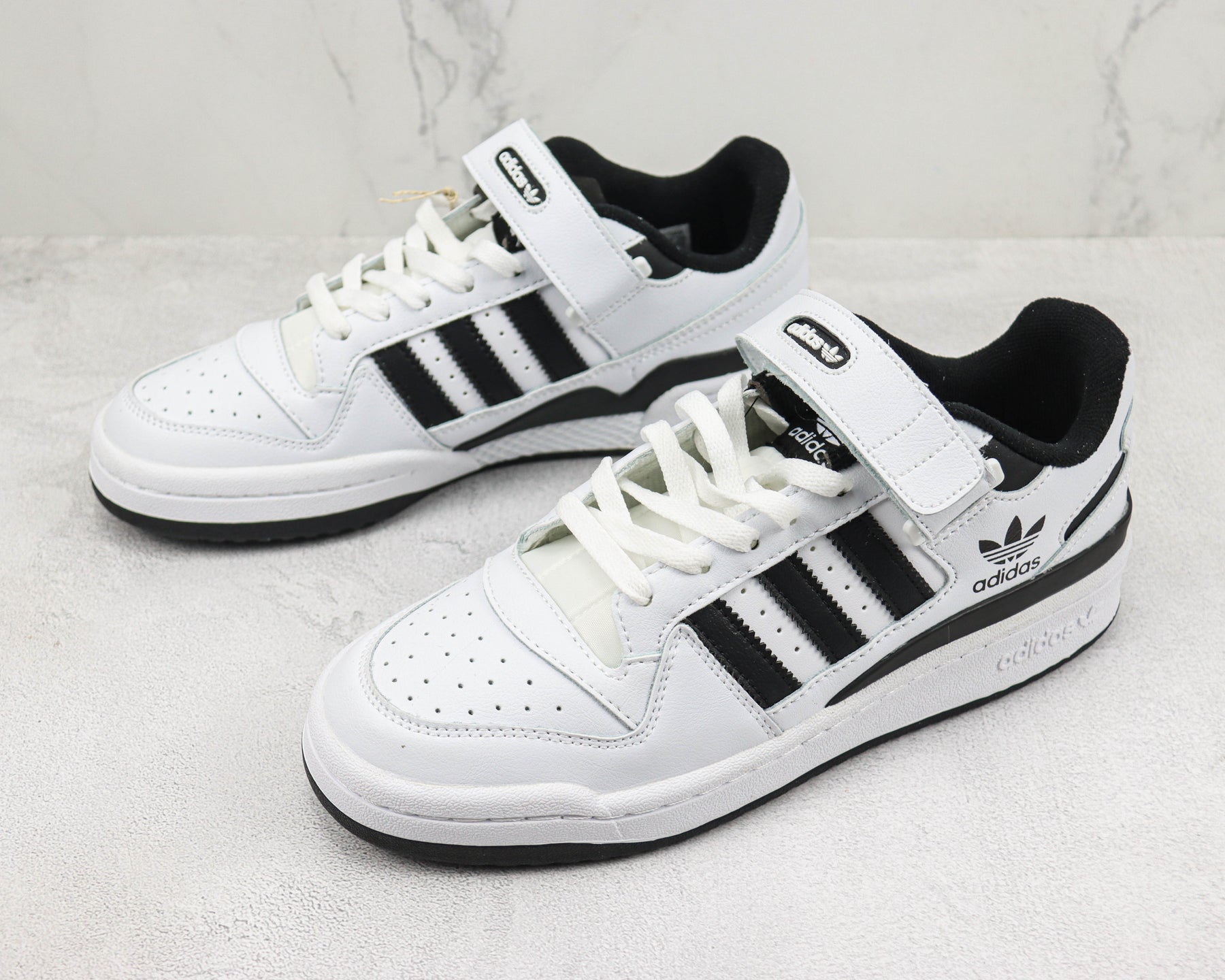 Adidas Forum Low White Black
