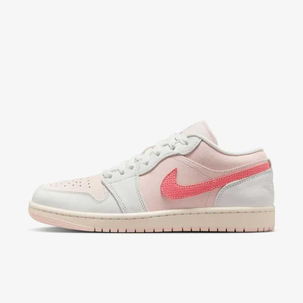 Air Jordan 1 Low SE Strawberry Milkshake